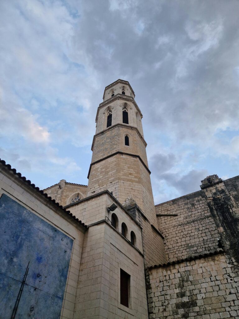 oficina santalucia figueres